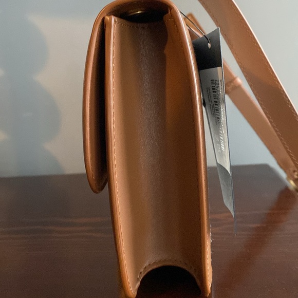 YSL Le Carre - Picture 3 of 6